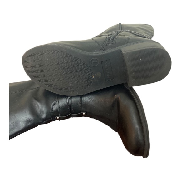 Black and Brown Size 7 Leather Boots - Picture 3 of 4